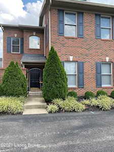 707 Tunbridge Wells Ln Louisville, KY 40207