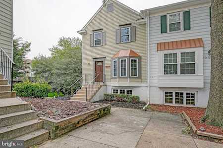 1477 Lowell Ct Crofton, MD 21114