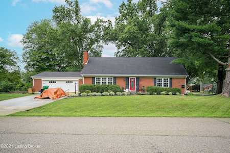 7411 Cross Creek Blvd Louisville, KY 40228