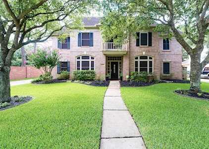 3323 Castlewind Dr Katy, TX 77450