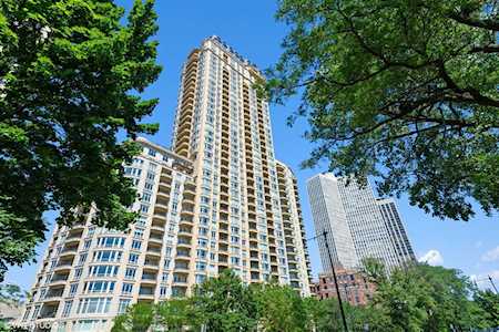 2550 N Lakeview Ave #S3303 Chicago, IL 60614