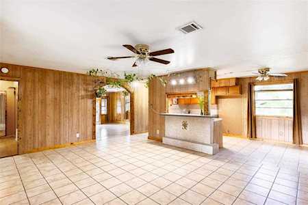 17202 Blairwood Dr Houston, TX 77049
