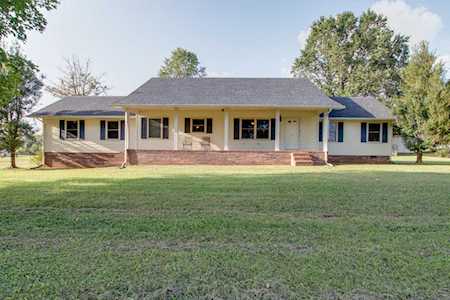 404 Logue St Chapel Hill, TN 37034