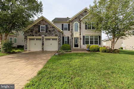 2738 Homecoming Ln Waldorf, MD 20603
