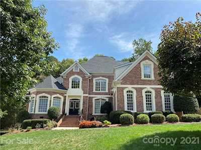 18700 River Crossing Blvd Davidson, NC 28036