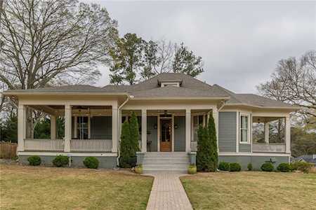 1856 Cambridge Ave College Park, GA 30337