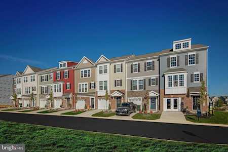 44307 Azalea Way California, MD 20619