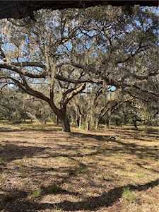 830 Saint Anne Shrine Rd Lake Wales, FL 33898