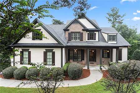 3639 Sunset Point Dr Gainesville, GA 30506