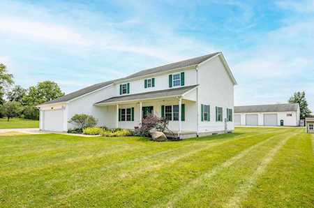 9181 Stoutsville Pike Stoutsville, OH 43154
