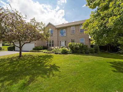 10916 Chatham Court S Burnsville, MN 55337