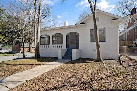 2556 Semmes Street St East Point, GA 30344