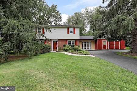 6738 Groveleigh Dr Columbia, MD 21046