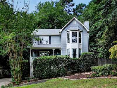1083 Ashlin Dr Woodstock, GA 30188