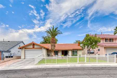330 Fuente Dr Henderson, NV 89014