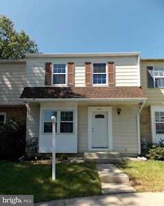 8240 Mountain Ash Way Gaithersburg, MD 20879