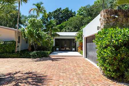 6500 SW 122nd St Pinecrest, FL 33156