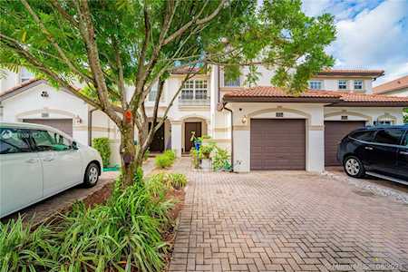 9714 N Darlington Pl Cooper City, FL 33328