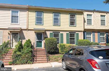 1709 Dana St Crofton, MD 21114