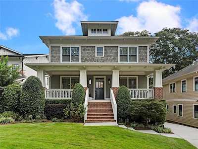 2621 Apple Valley Rd NE Brookhaven, GA 30319