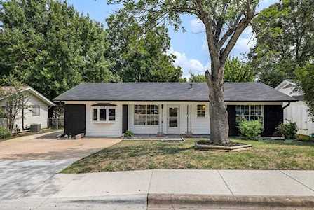 2609 Carnarvon LN Austin, TX 78704