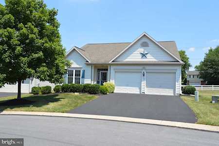 13 Pleasant Gordonville, PA 17529