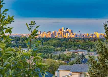 2724 Signal Ridge View SW Calgary, AB T3H 2J5