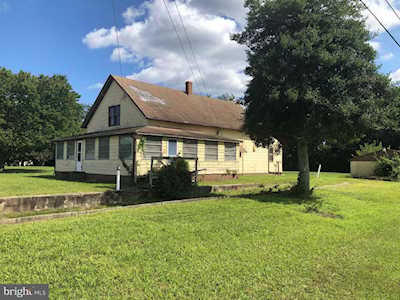 2328 Bowers Beach Rd Frederica, DE 19946