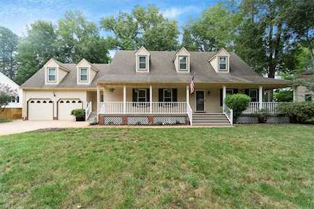 1113 Crystalwood Circle Chesapeake, VA 23320
