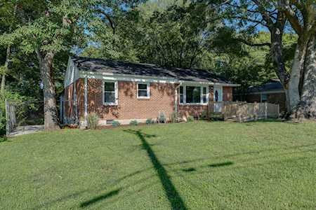 2808 Saint Edwards Dr Nashville, TN 37211