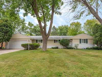 4716 Hibiscus Avenue Edina, MN 55435