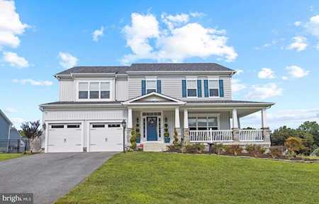 45242 Woodhaven Dr California, MD 20619