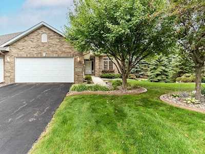 10381 Lancaster Cove Woodbury, MN 55129