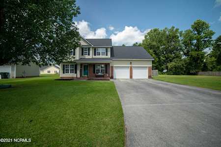 136 Bridlewood Drive Jacksonville, NC 28540