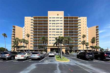 880 Mandalay Ave #C1114 Clearwater, FL 33767