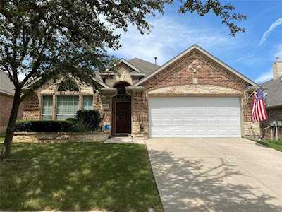 4937 Paddock Drive Fort Worth, TX 76244