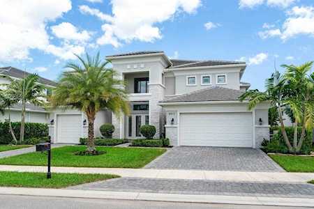 6917 NW 27th Avenue Boca Raton, FL 33496