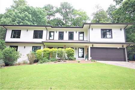 2404 Sunset Dr Atlanta, GA 30345