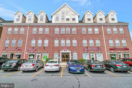 601 7th St #403 Laurel, MD 20707