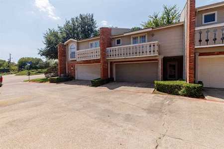 5848 Water Ridge Drive Arlington, TX 76016