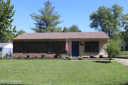 9211 Reamers Rd Pewee Valley, KY 40056
