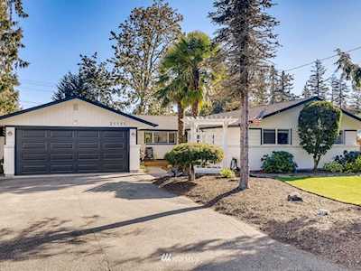 21111 SE 271st St Covington, WA 98042