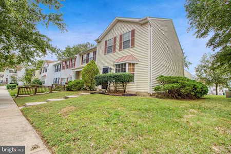 537 Mount Lubentia Ct. W Upper Marlboro, MD 20774