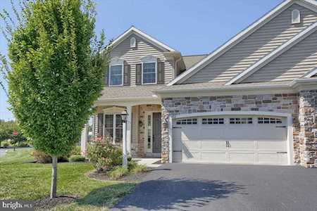 801 Violet Circle Mechanicsburg, PA 17050