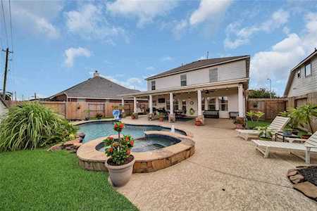 2213 Zavalla Dr Deer Park, TX 77536