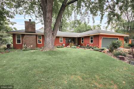 3900 Abbott Avenue N Robbinsdale, MN 55422