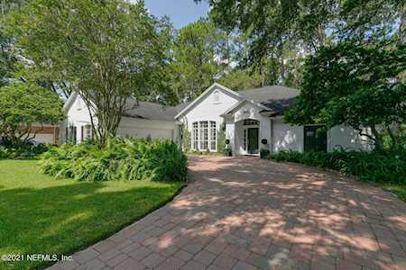 8682 Rolling Brook Ln Jacksonville, FL 32256