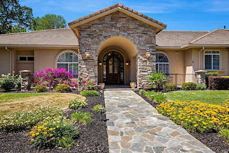 6070 N Vine Street Vacaville, CA 95688