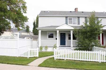 4312 Amiens Rd SW Calgary, AB T2T 6A6