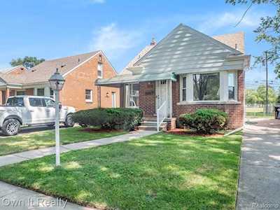 9914 Arnold Redford Twp, MI 48239